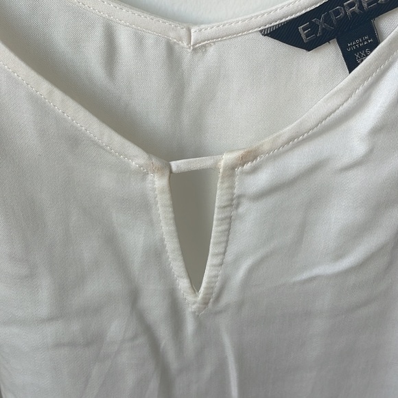 Express Tank Top - Picture 3 of 6